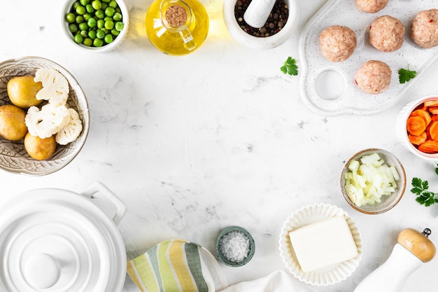 Kamera nad blatem kuchennym